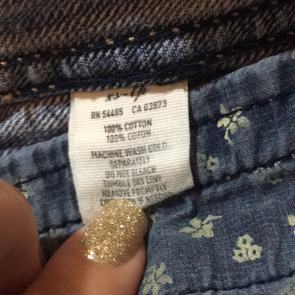 AE Classic Distressed Jean Jacket - XS - Picture 4 of 8